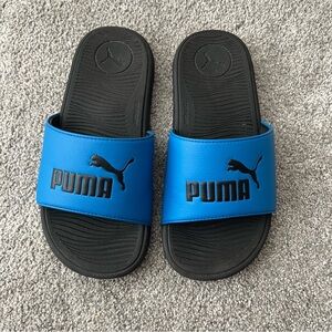 Puma Black and Blue Casual Slides